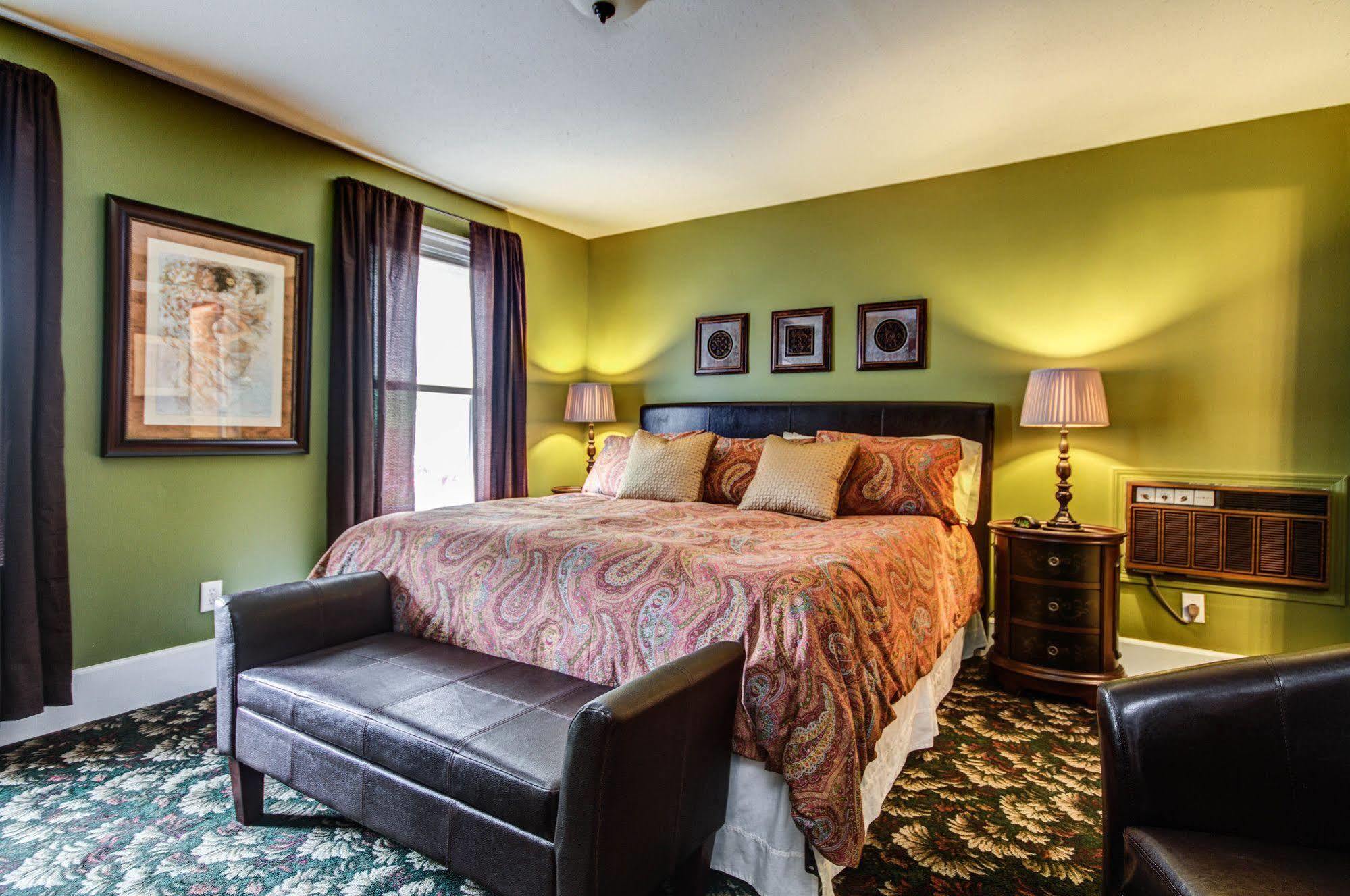 Twin Oaks Inn Согатак Экстерьер фото